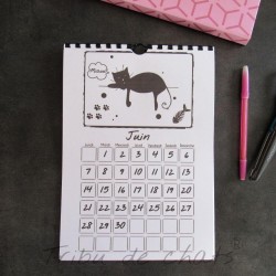 Calendrier chat, calendrier relié mensuel 2021 illustré de silhouettes de chats noirs, page de juin, Tribu de chats