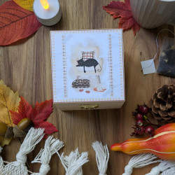 Boîte “Chat noir & Automne hygge”, confort – Illustration à l’aquarelle, création artisanale | Tribu de chats