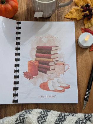Carnet de notes “Chat noir & Automne hygge” – Illustration à l’aquarelle, création artisanale | Tribu de chats